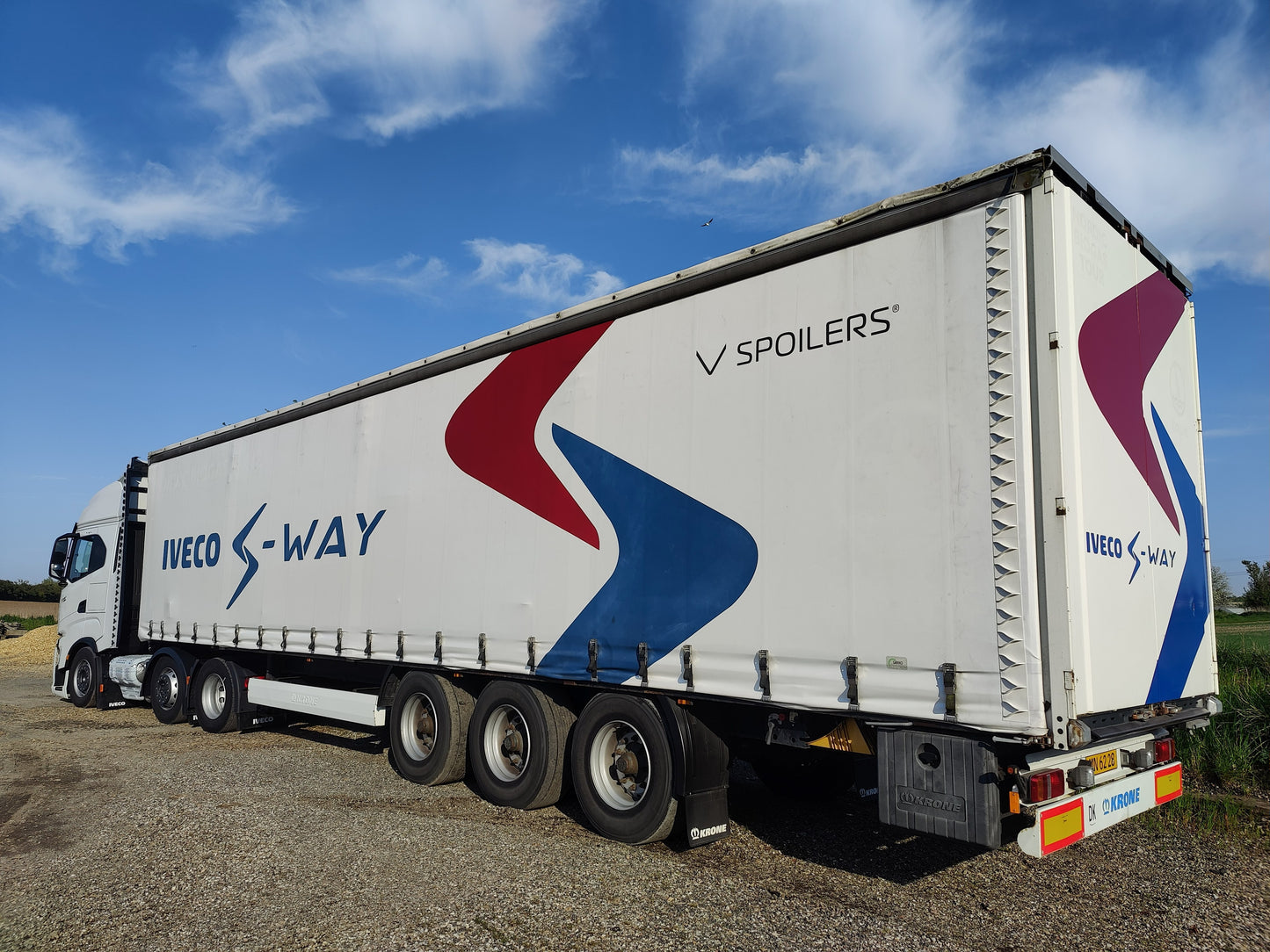V Spoilers for Truck (Kit with 80 pcs.)-US