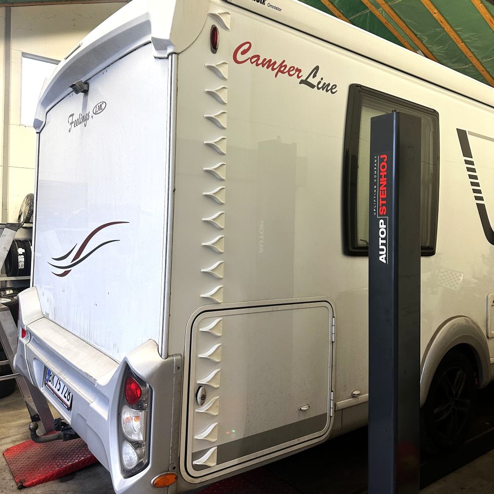 V Spoilers for motorhomes (Kit of 60 pcs.)-US